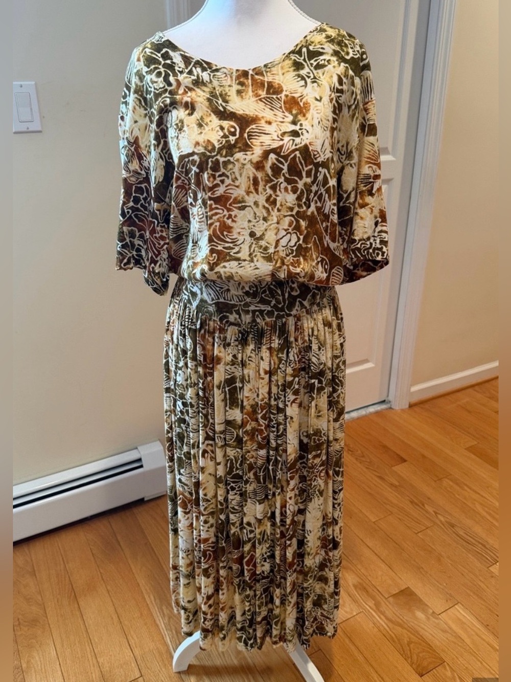 Vintage Pleated Floral Maxi Dress in Olive & Brown Tones Buttons on the back,